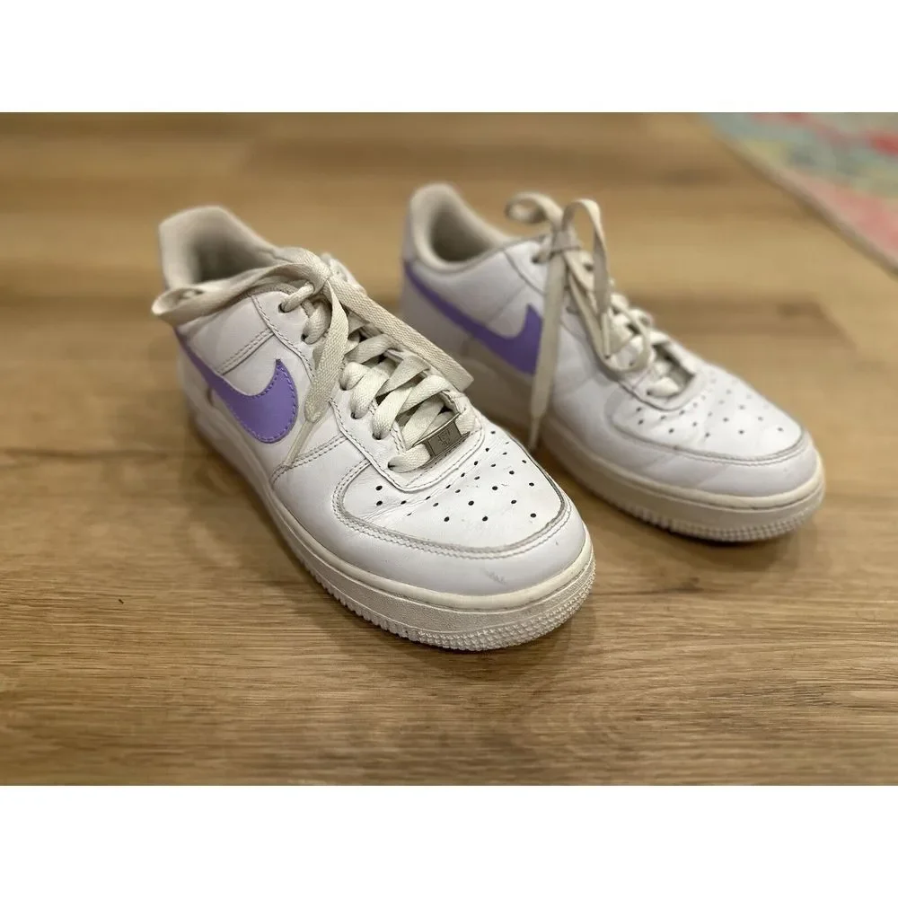 Women's‎ 2009 Nike Air White And Purple Size 6.5 315115-112